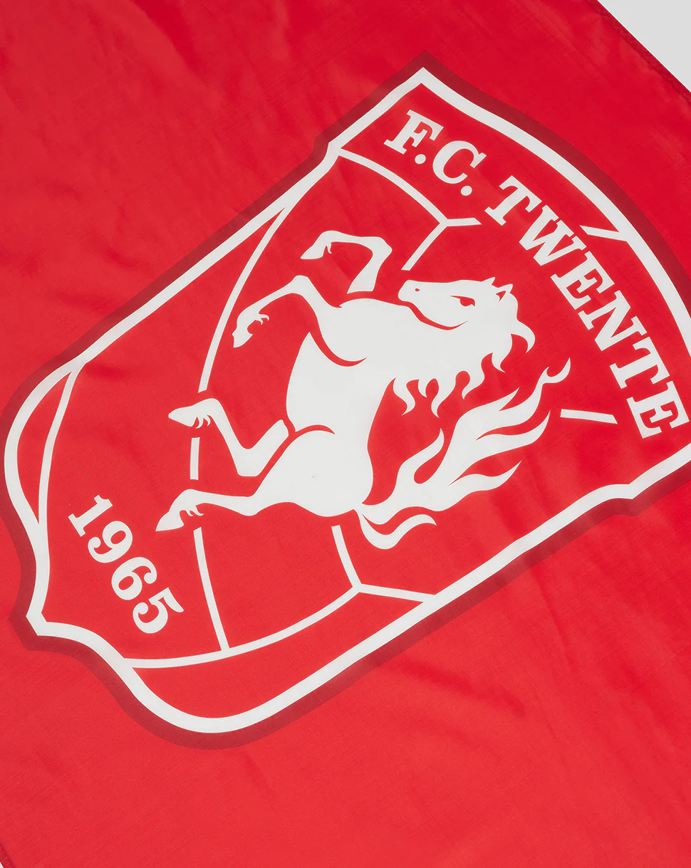 FC TWENTE VLAG MET CLUBEMBLEEM